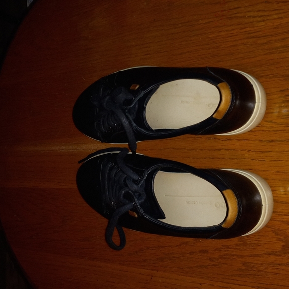 Ecco Shoes Ecco Danish Design Leather Like Tennis Size 8 Ecco Shoes Ecco Danish Design Leather Like Tennis Size 8